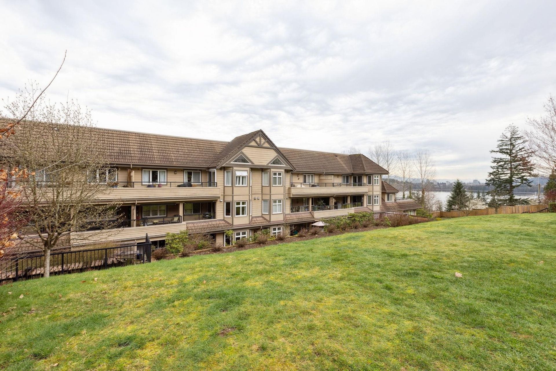 160-shoreline-circle-college-park-pm-port-moody-23 at 310 - 160 Shoreline Circle, College Park PM, Port Moody