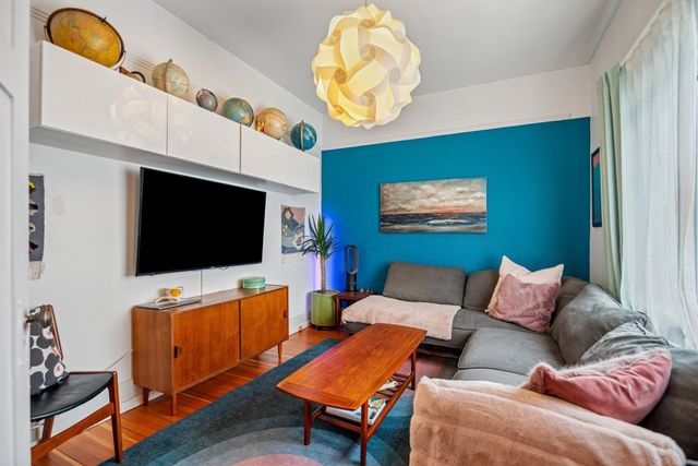 1652-e-33rd-avenue-knight-vancouver-east-09 at 1652 E 33rd Avenue, Knight, Vancouver East