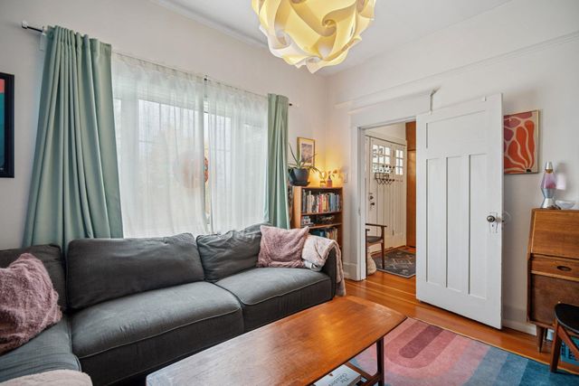 1652-e-33rd-avenue-knight-vancouver-east-11 at 1652 E 33rd Avenue, Knight, Vancouver East