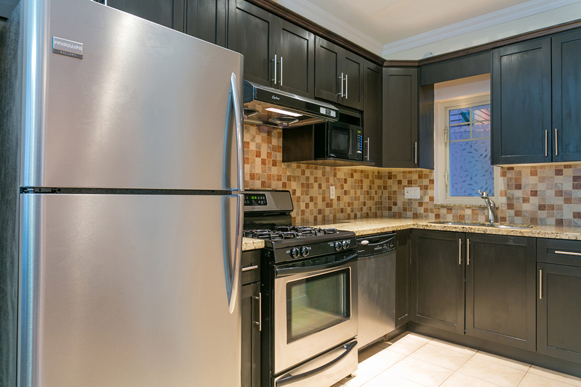 20171114-1j6a0993 at 1648 E 12th Avenue, Grandview VE, Vancouver East