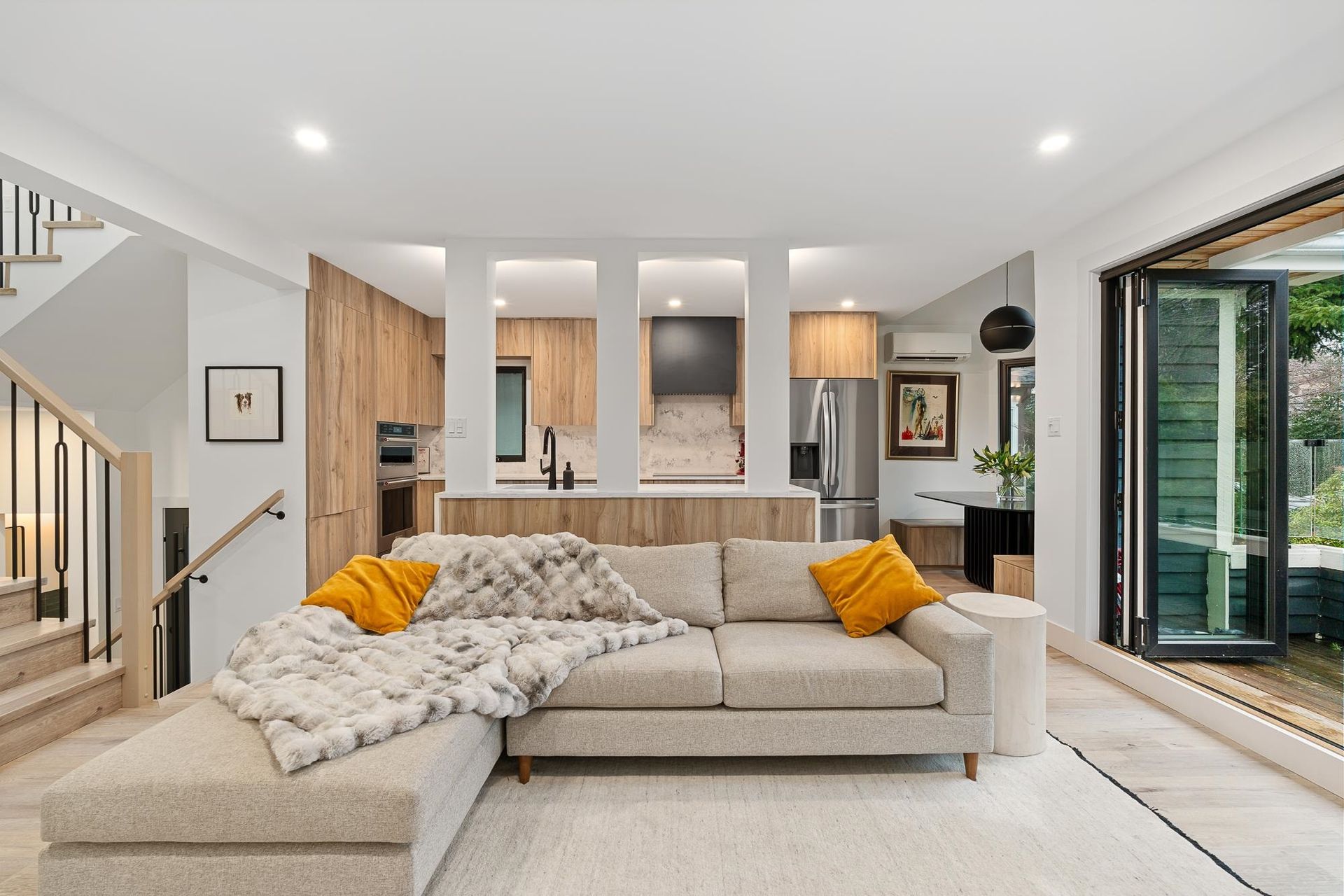 3232-w-5th-avenue-kitsilano-vancouver-west-08 at 3232 W 5th Avenue, Kitsilano, Vancouver West