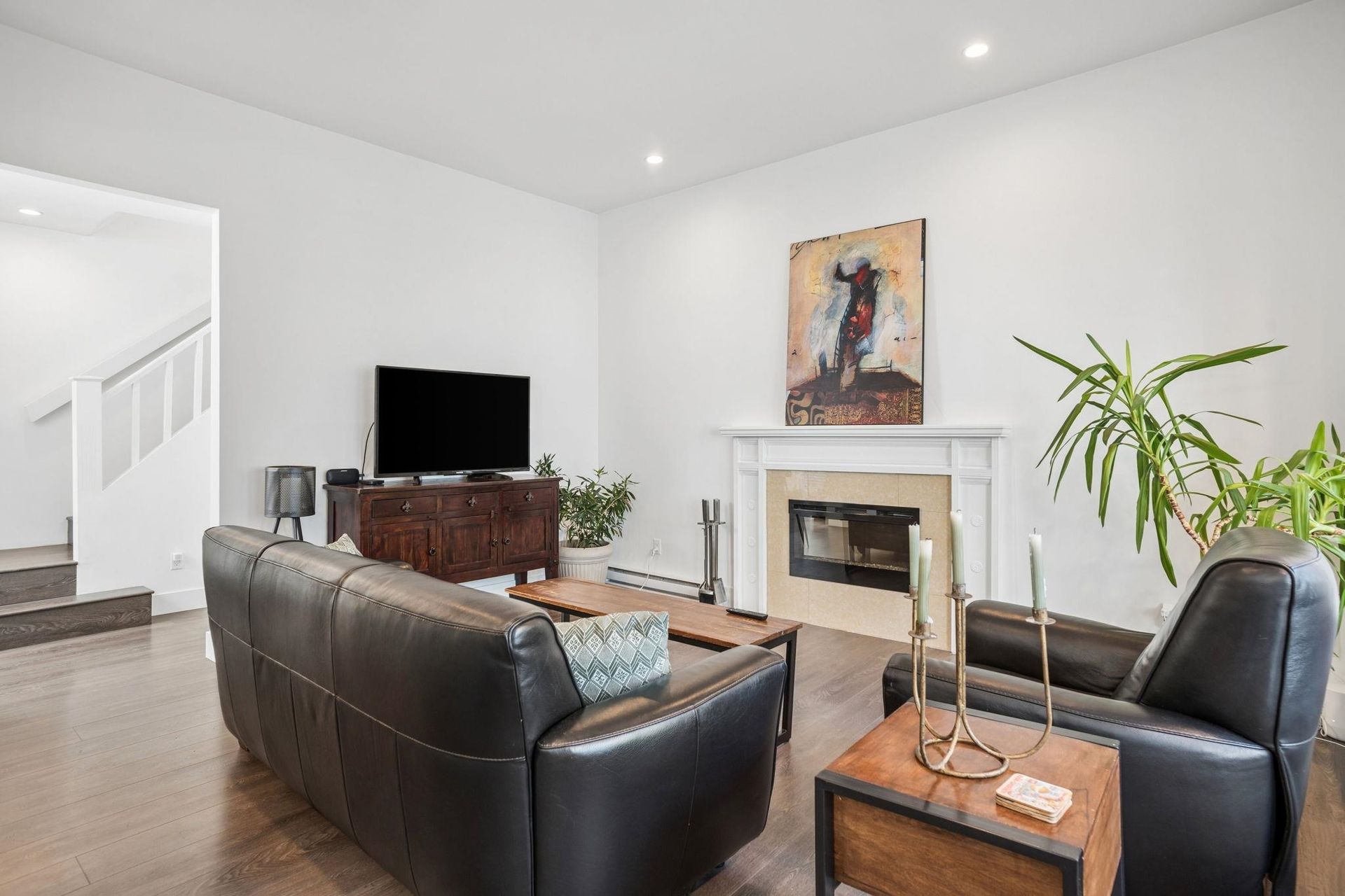 3537-w-5th-avenue-kitsilano-vancouver-west-05 at 3537 W 5th Avenue, Kitsilano, Vancouver West