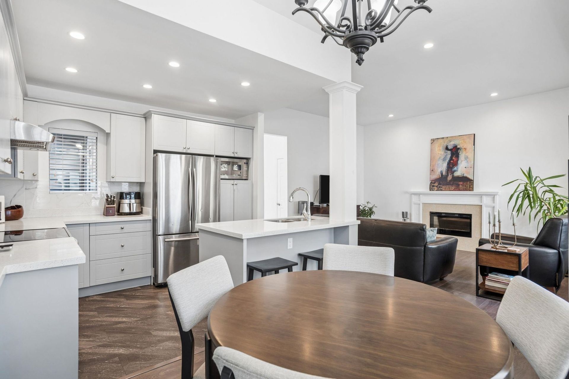 3537-w-5th-avenue-kitsilano-vancouver-west-08 at 3537 W 5th Avenue, Kitsilano, Vancouver West