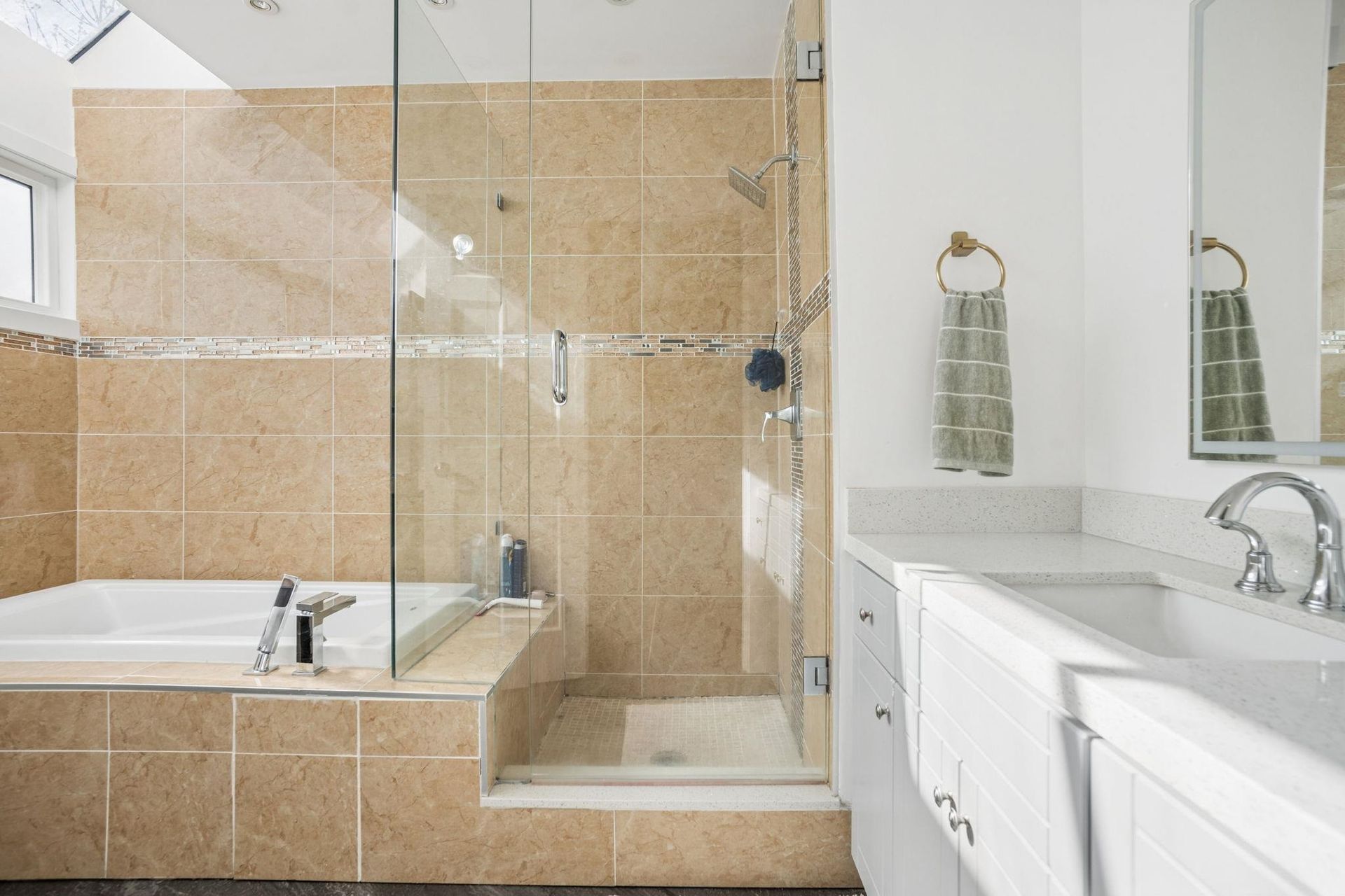 3537-w-5th-avenue-kitsilano-vancouver-west-12 at 3537 W 5th Avenue, Kitsilano, Vancouver West