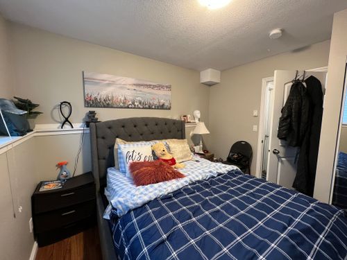 qzhf1lia at 806 88 Avenue, Dawson Creek