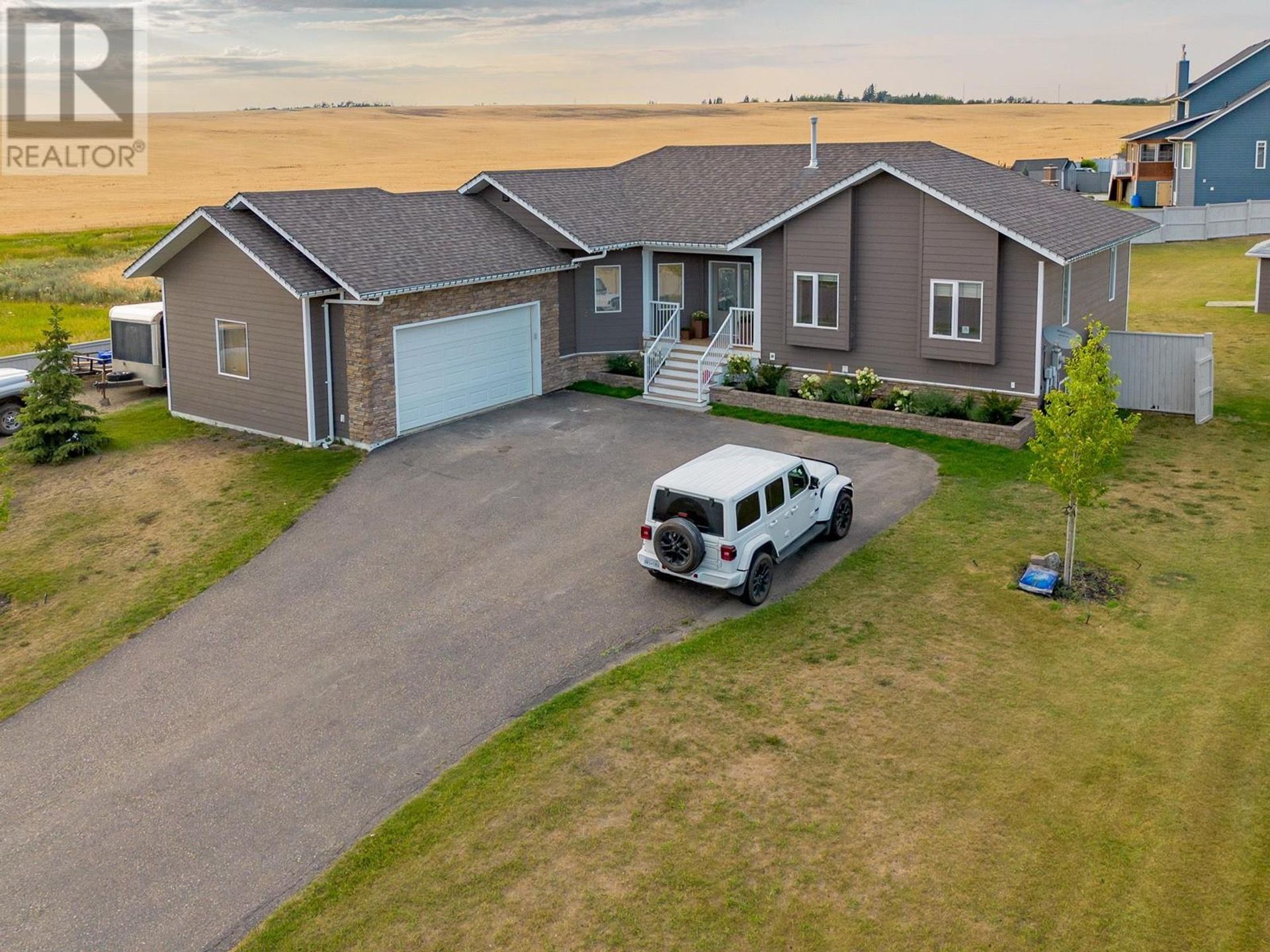 1008 90 Avenue, Dawson Creek  by Jessica Kulla Personal Real Estate Corp 1008 90 Avenue, Dawson Creek