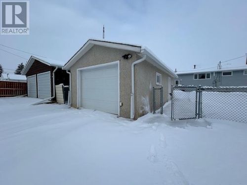 1321-92-avenue-dawson-creek-dawson-creek-33 at 1321 92 Avenue, Dawson Creek