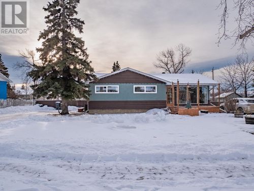 1717-90-avenue-dawson-creek-dawson-creek-01 at 1717 90 Avenue, Dawson Creek