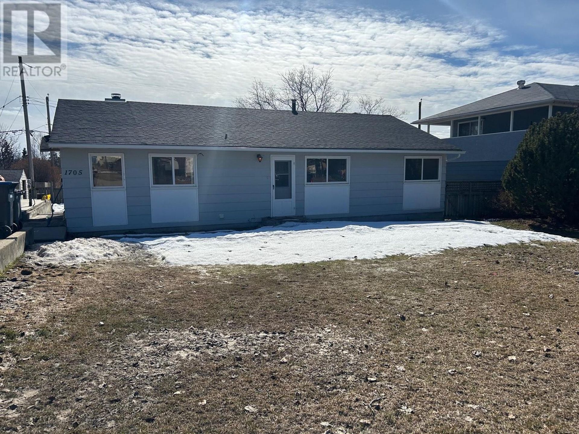 1705 90 Avenue, Dawson Creek 