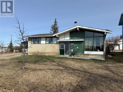 1748-90-avenue-dawson-creek-dawson-creek-01 at 1748 90 Avenue, Dawson Creek 1748-90-avenue-dawson-creek-dawson-creek-01 at 1748 90 Avenue, Dawson Creek