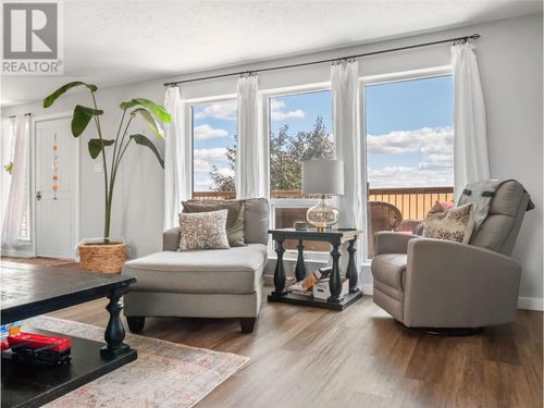 9913-2-street-dawson-creek-dawson-creek-03 at 9913 2 Street, Dawson Creek