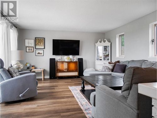 9913-2-street-dawson-creek-dawson-creek-05 at 9913 2 Street, Dawson Creek