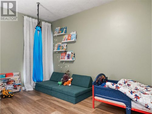 9913-2-street-dawson-creek-dawson-creek-28 at 9913 2 Street, Dawson Creek