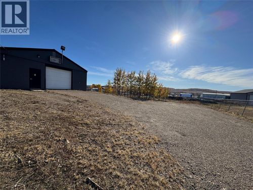 gallery_photo-09 at 1005 Spinney Drive, Dawson Creek