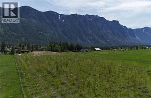 3853-muzzy-road-lister-creston-26 at 3853 Muzzy Road, Lister, Creston