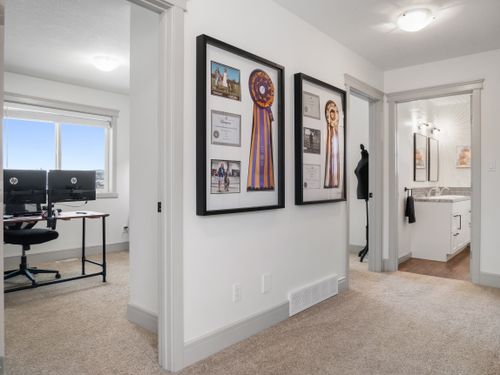 p1510827 at 1420 Chamberlain Drive, Dawson Creek