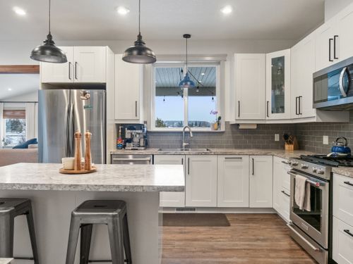 p1520150 at 1420 Chamberlain Drive, Dawson Creek