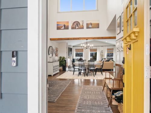 p1520260 at 1420 Chamberlain Drive, Dawson Creek