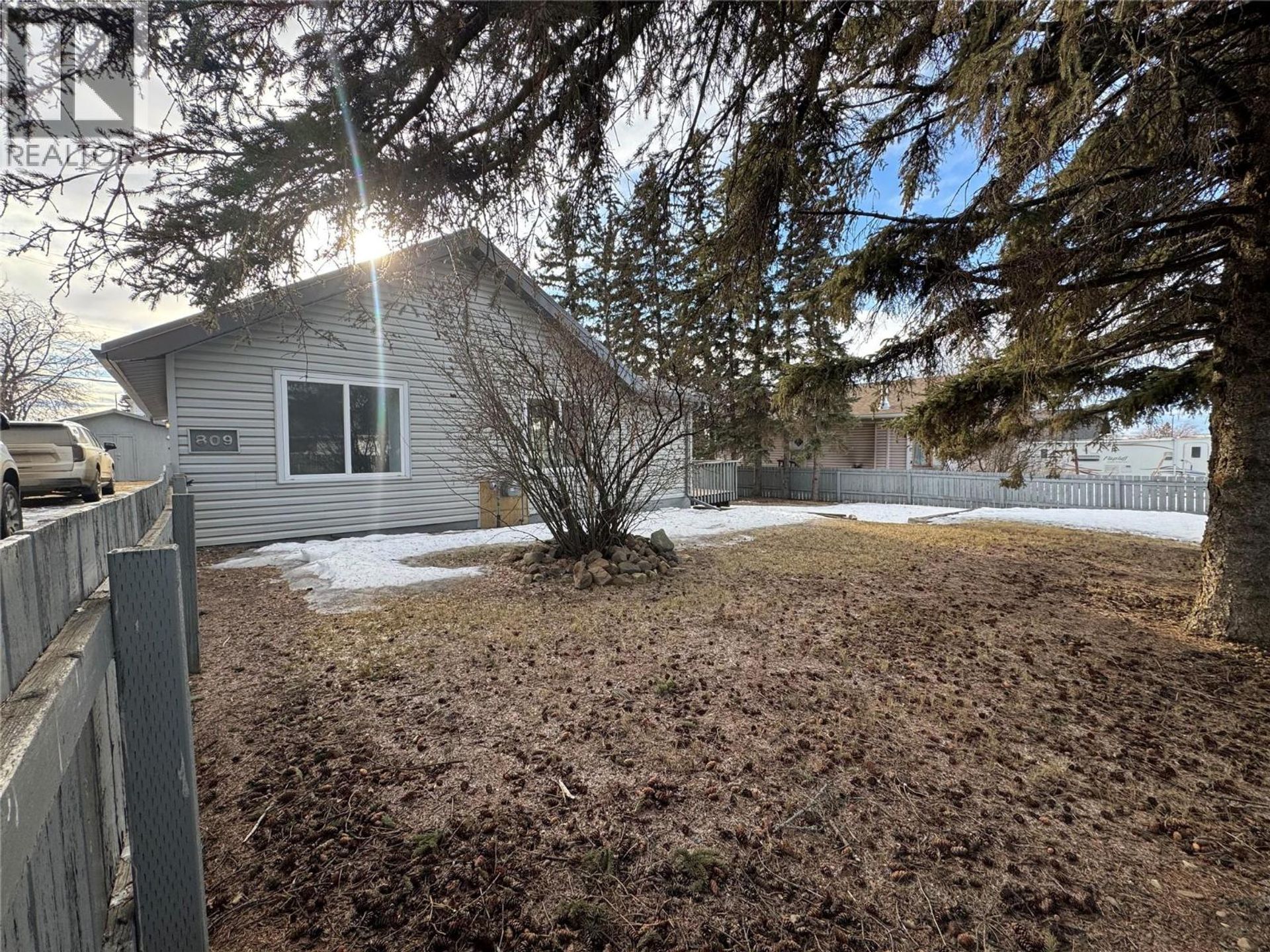 809 95 Avenue, Dawson Creek 