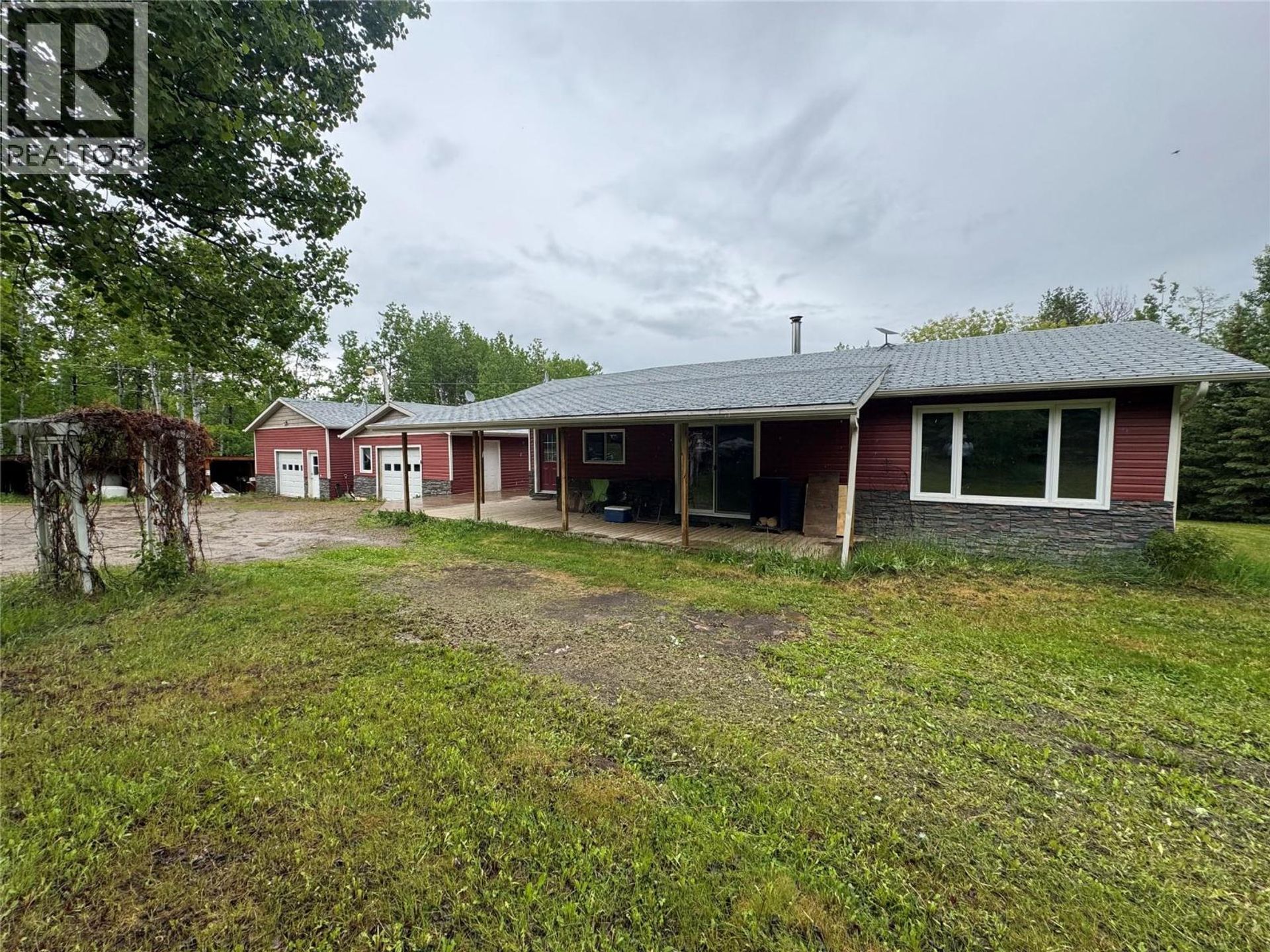 13932 Brown Pitt Road, Dawson Creek, Pouce Coupe 