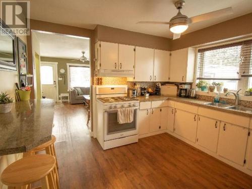 5207-51-avenue-pouce-coupe-pouce-coupe-02 at 5207 51 Avenue, Pouce Coupe 5207-51-avenue-pouce-coupe-pouce-coupe-02 at 5207 51 Avenue, Pouce Coupe