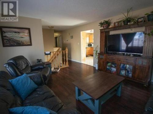 5207-52-ave-pouce-coupe-pouce-coupe-06 at 5207 52 Avenue, Pouce Coupe 5207-52-ave-pouce-coupe-pouce-coupe-06 at 5207 52 Avenue, Pouce Coupe