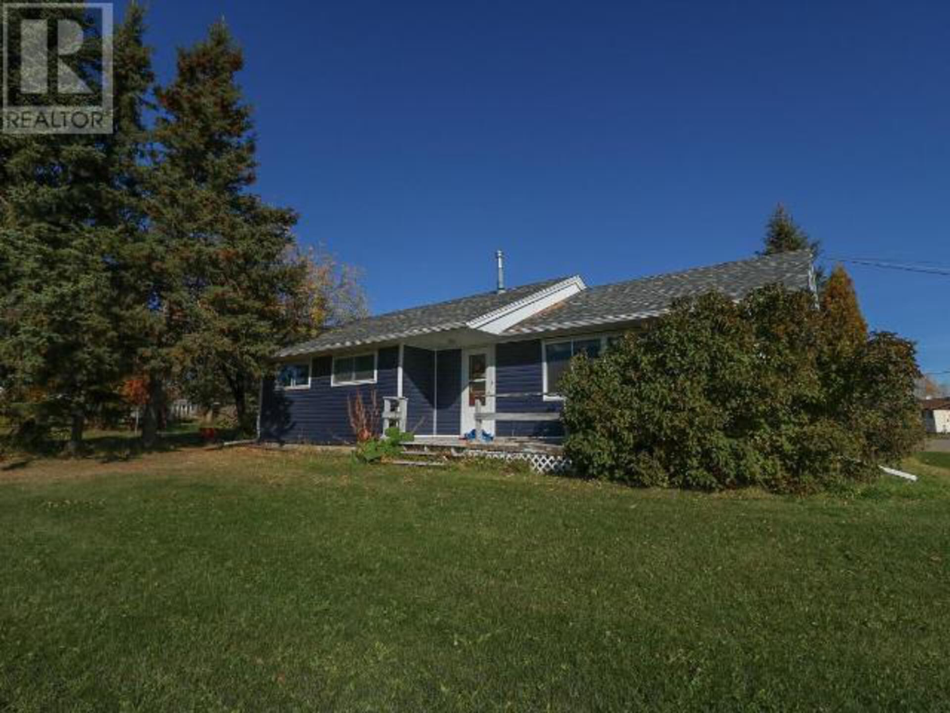 4910 55 Avenue, Pouce Coupe 