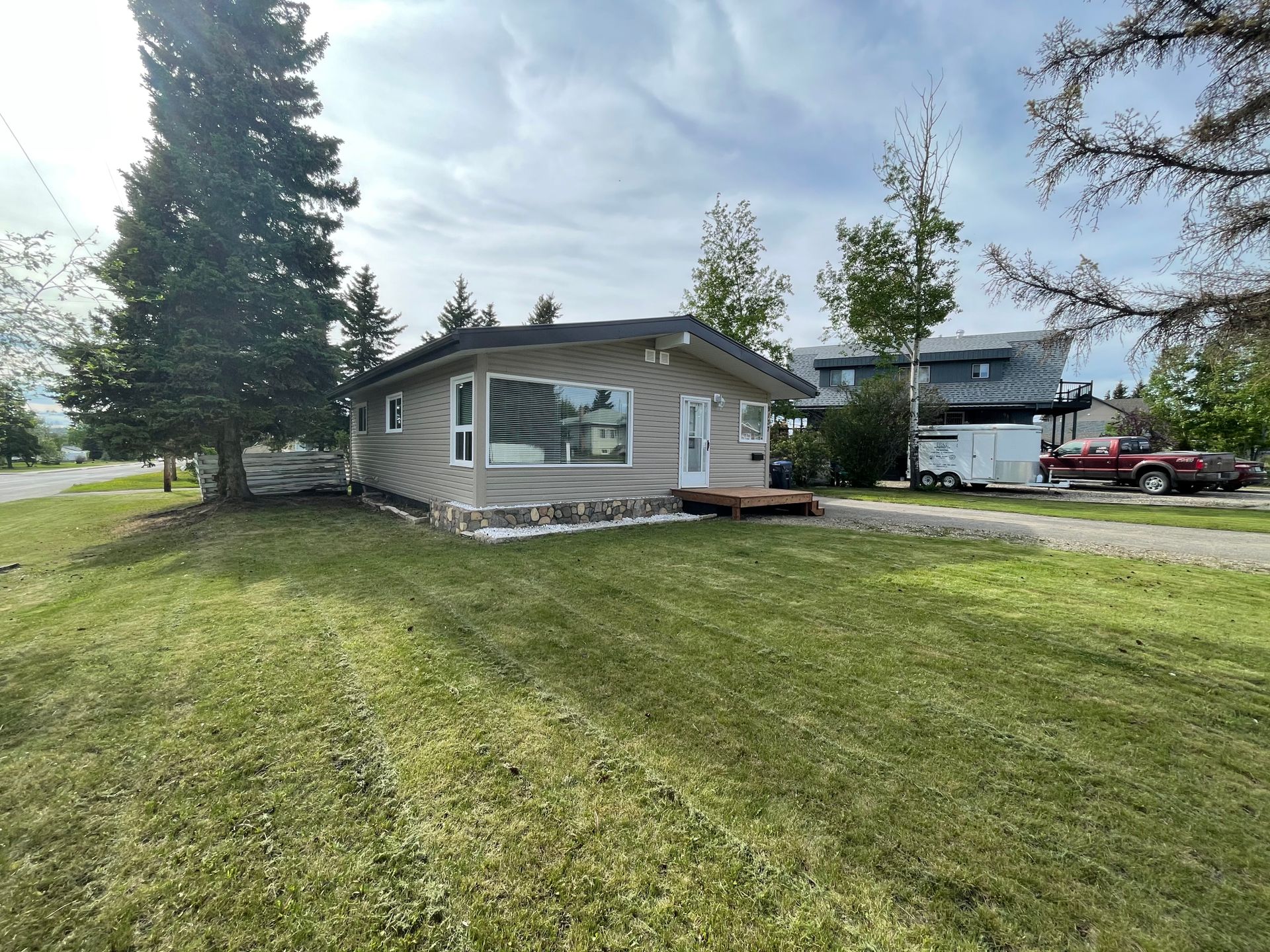 9137 8 Street, Dawson Creek  by Jessica Kulla Personal Real Estate Corp 9137 8 Street, Dawson Creek