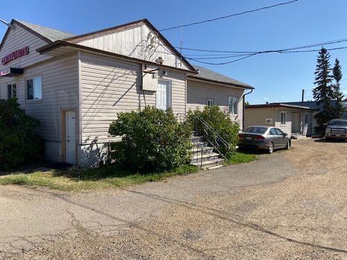 img_6369 at 1301/1309 Alaska Avenue, Dawson Creek