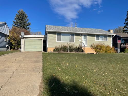 photo-2021-10-08-12-16-27-pm at 1536 95 Avenue, Dawson Creek photo-2021-10-08-12-16-27-pm at 1536 95 Avenue, Dawson Creek