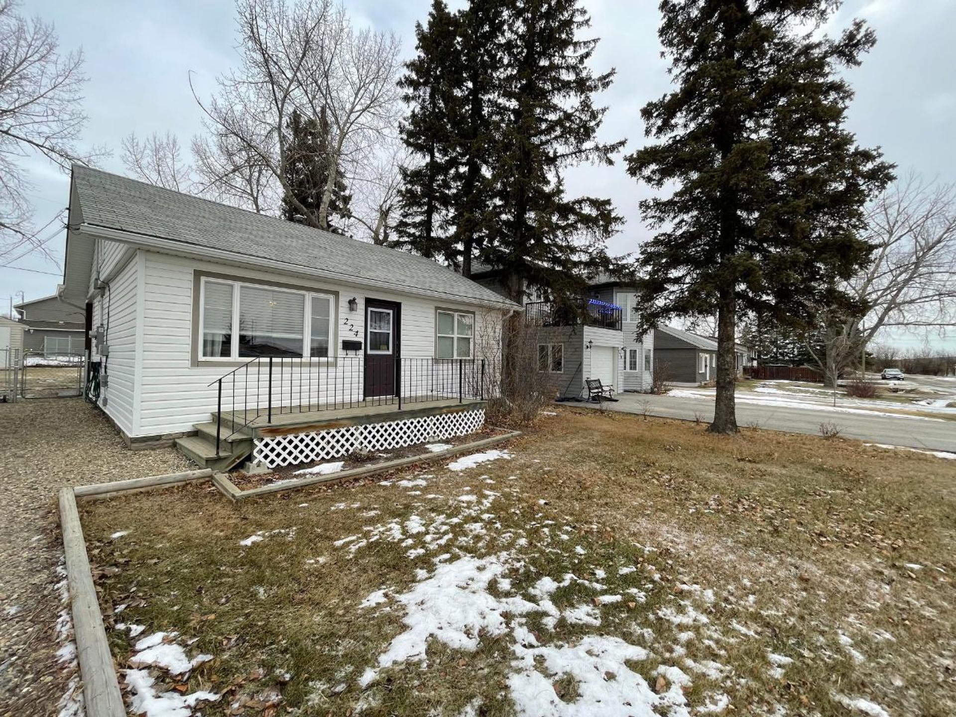 224 99 Avenue, Dawson Creek  by Jessica Kulla Personal Real Estate Corp 224 99 Avenue, Dawson Creek