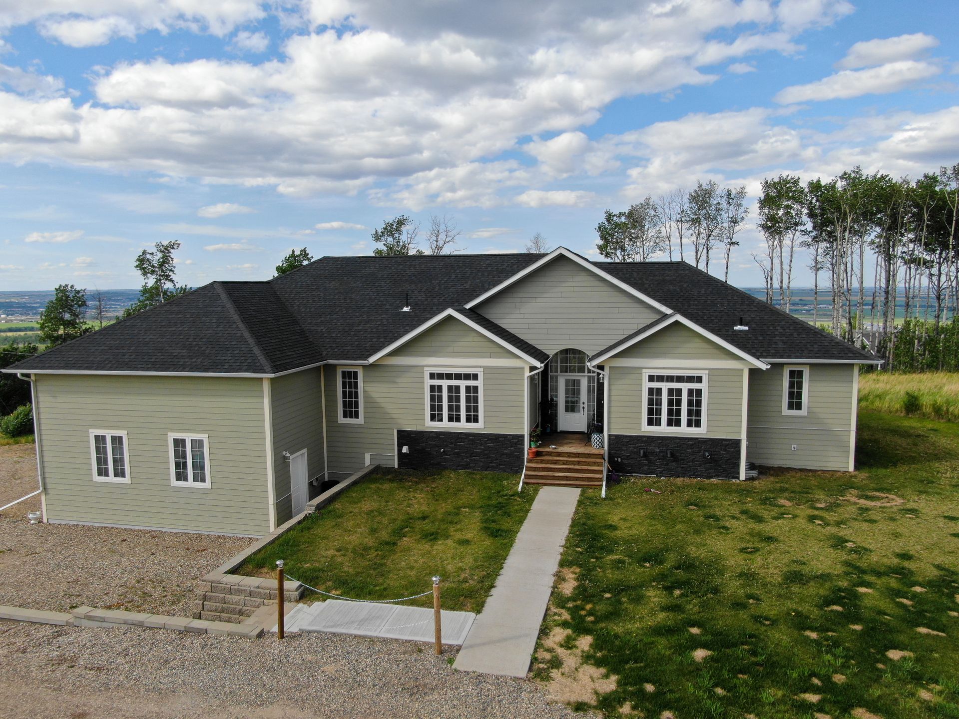 923 Elk Ridge Trail, Dawson Creek  by Jessica Kulla Personal Real Estate Corp 923 Elk Ridge Trail, Dawson Creek