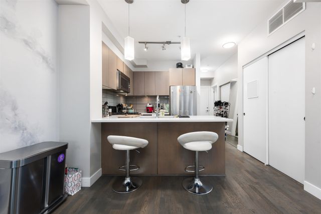 10033-river-drive-bridgeport-ri- at 516 - 10033 River Drive, Bridgeport RI, Richmond