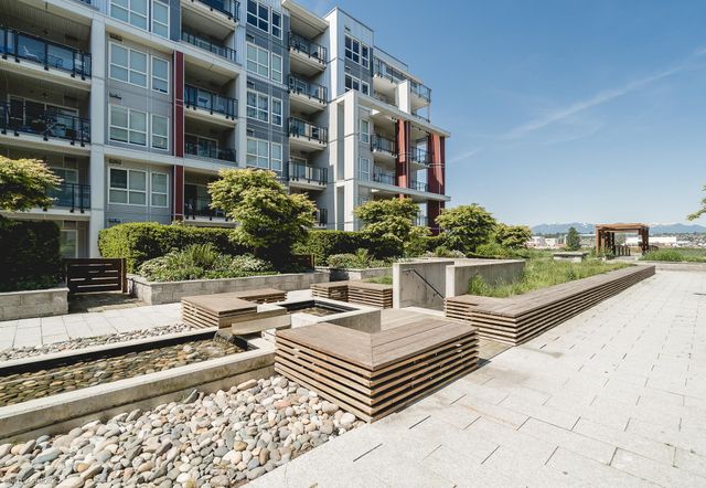 10033-river-drive-bridgeport-ri- at 516 - 10033 River Drive, Bridgeport RI, Richmond