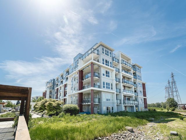 10033-river-drive-bridgeport-ri- at 516 - 10033 River Drive, Bridgeport RI, Richmond