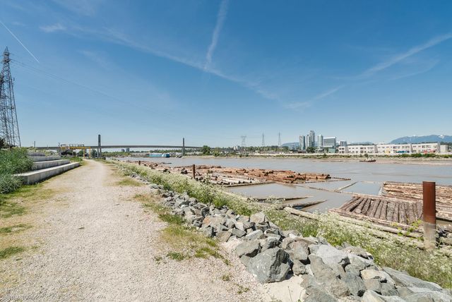 10033-river-drive-bridgeport-ri- at 516 - 10033 River Drive, Bridgeport RI, Richmond