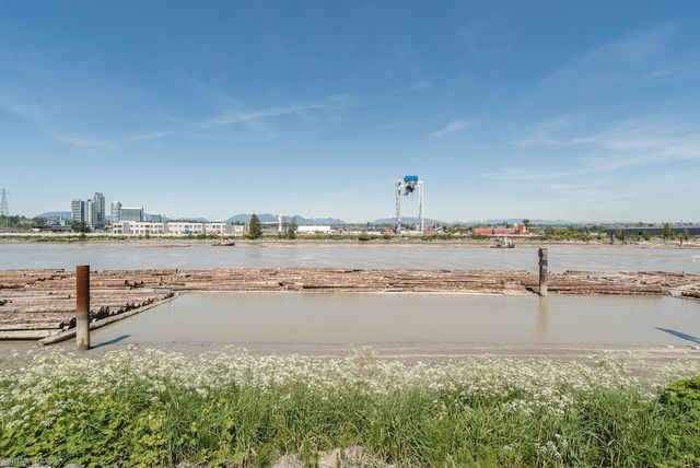 10033-river-drive-bridgeport-ri- at 516 - 10033 River Drive, Bridgeport RI, Richmond