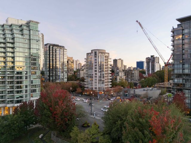 1788-w-georgia-street-west-end-vw-vancouver-west-31 at 201 - 1788 W Georgia Street, West End VW, Vancouver West