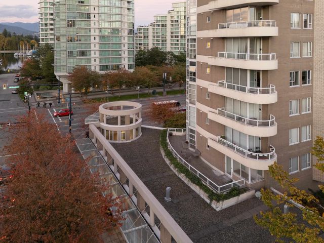 1788-w-georgia-street-west-end-vw-vancouver-west-35 at 201 - 1788 W Georgia Street, West End VW, Vancouver West