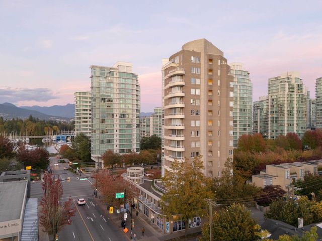 1788-w-georgia-street-west-end-vw-vancouver-west-36 at 201 - 1788 W Georgia Street, West End VW, Vancouver West