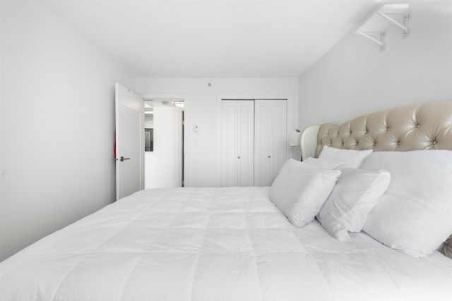 811-helmcken-street-downtown-vw-vancouver-west-08 at 1401 - 811 Helmcken Street, Downtown VW, Vancouver West