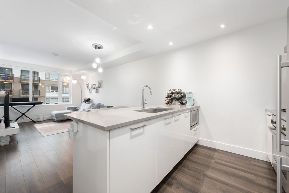 507 - 10780 No. 5 Road2