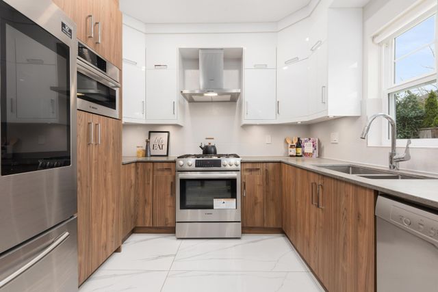 9219-williams-road-saunders-richmond-03 at 4 - 9219 Williams Road, Saunders, Richmond