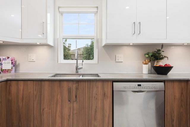 9219-williams-road-saunders-richmond-05 at 4 - 9219 Williams Road, Saunders, Richmond