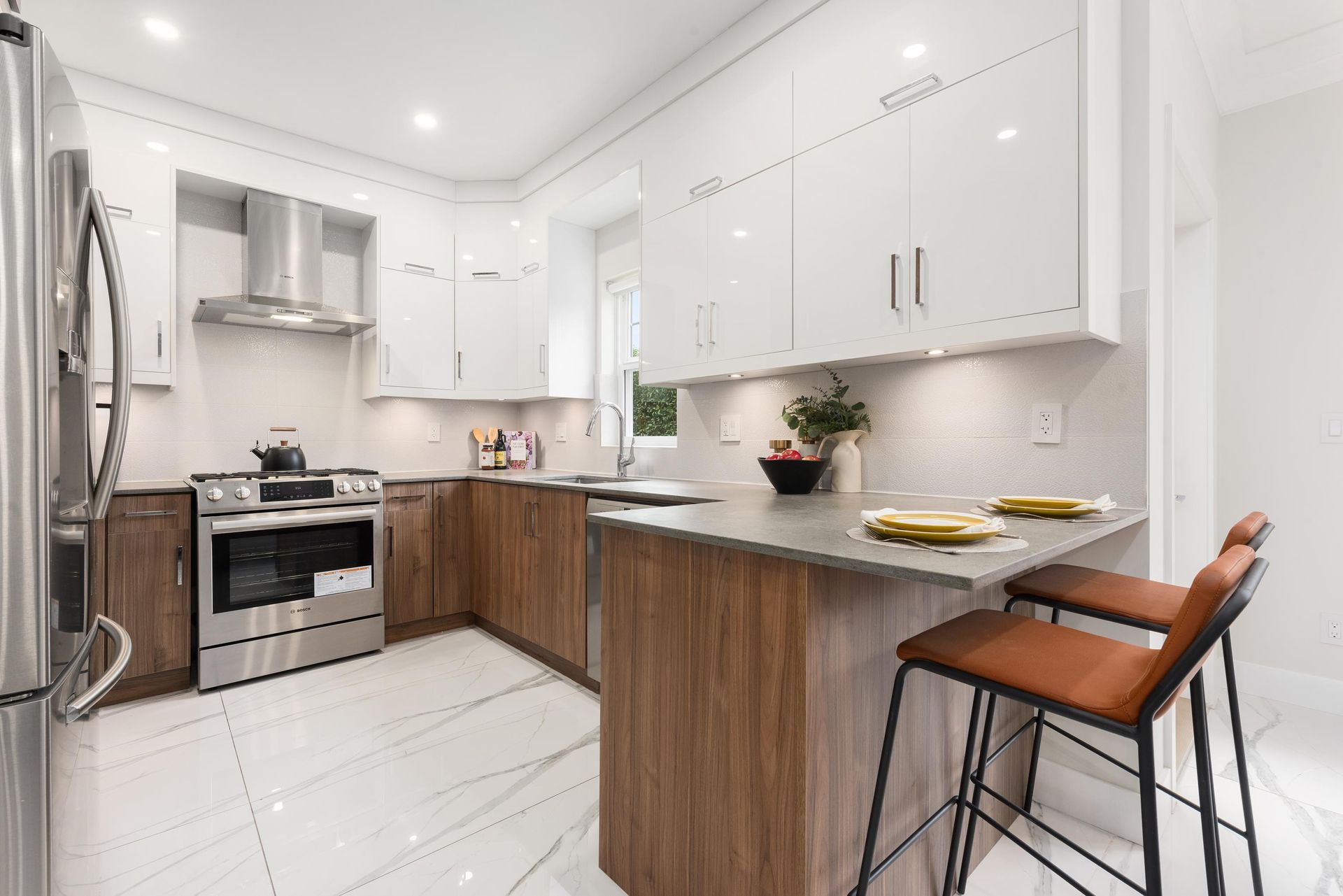 4 - 9219 Williams Road photo