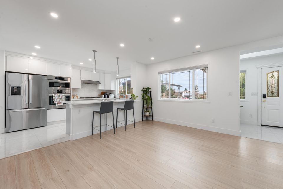 103 - 1334 Charland Avenue0