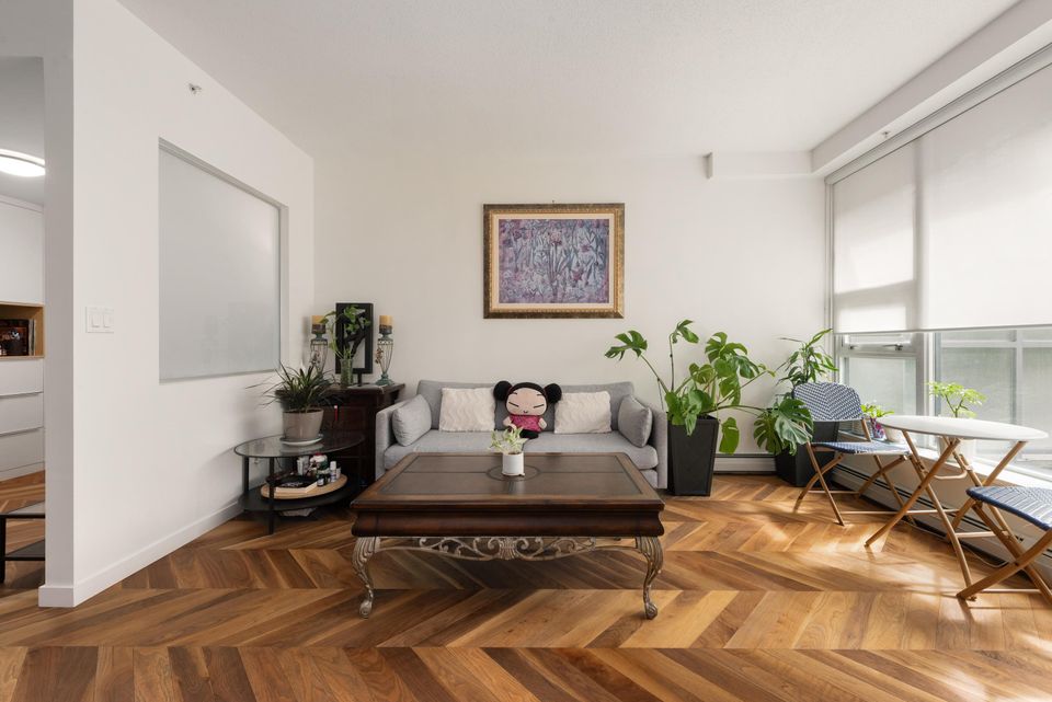 253 - 108 W 1st Avenue1