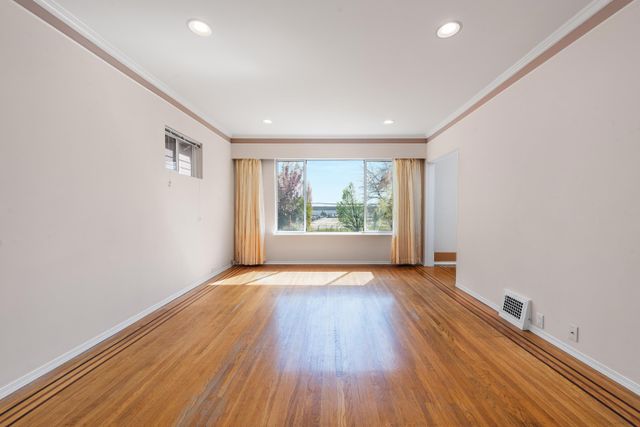 153-se-marine-drive-south-vancouver-vancouver-east-06 at 153 Se Marine Drive, South Vancouver, Vancouver East