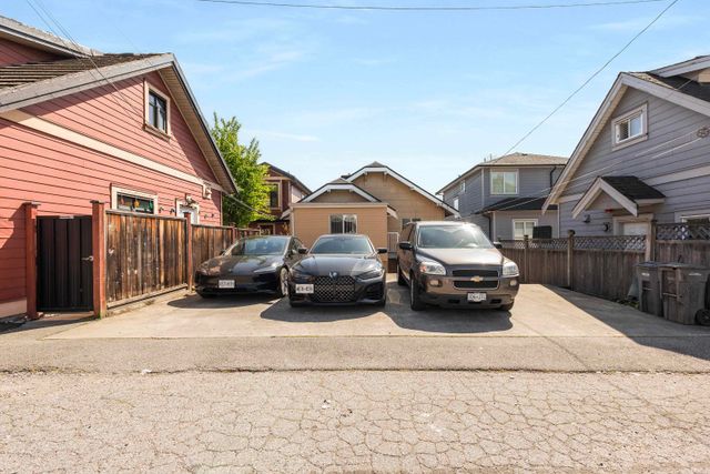 153-se-marine-drive-south-vancouver-vancouver-east-25 at 153 Se Marine Drive, South Vancouver, Vancouver East