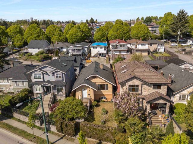 153-se-marine-drive-south-vancouver-vancouver-east-27 at 153 Se Marine Drive, South Vancouver, Vancouver East